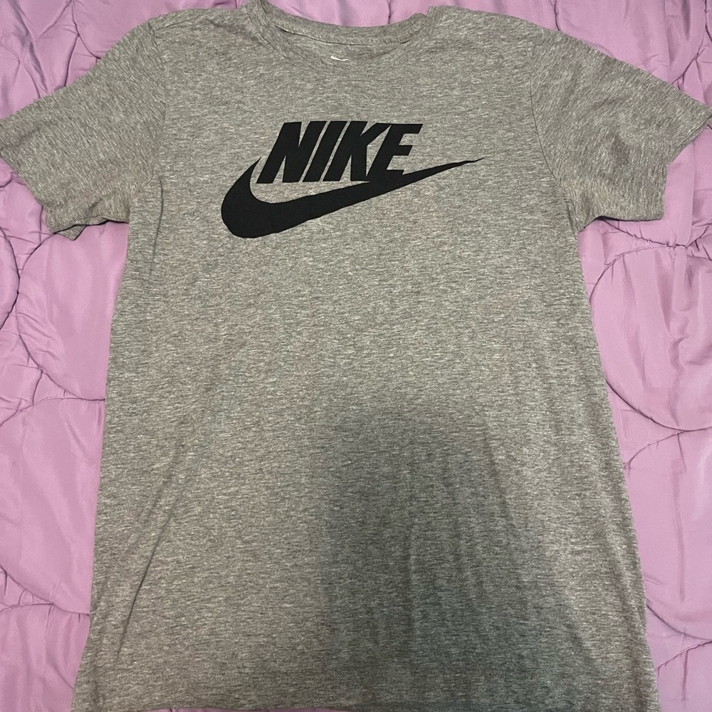 Men’s Nike T-Shirt